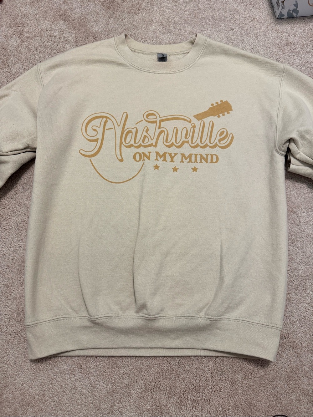 Gildan Beige Sweatshirt with Gold Script Graphic